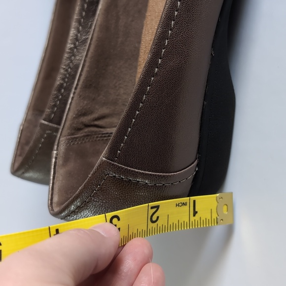 Clarks Collection Pewter Leather Flats Soft Cushion Women's - Picture 9 of 10